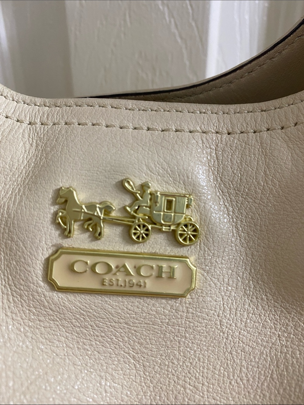 Coach Ivory Shoulder Bag - Picture 3 of 15